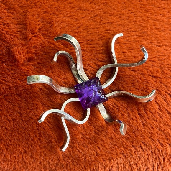 Cecile & Jeanne vintage purple and silver Brooch - Picture 1 of 4